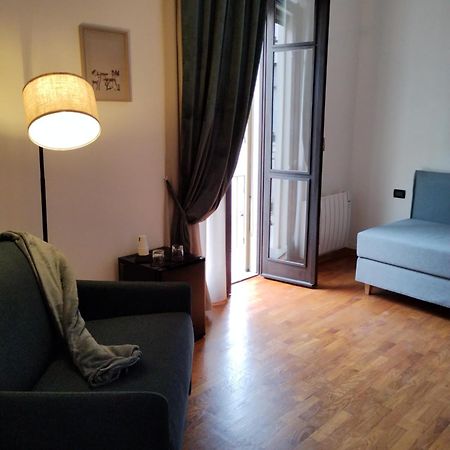Palazzo Cusani Charming Rooms 베르첼리 외부 사진