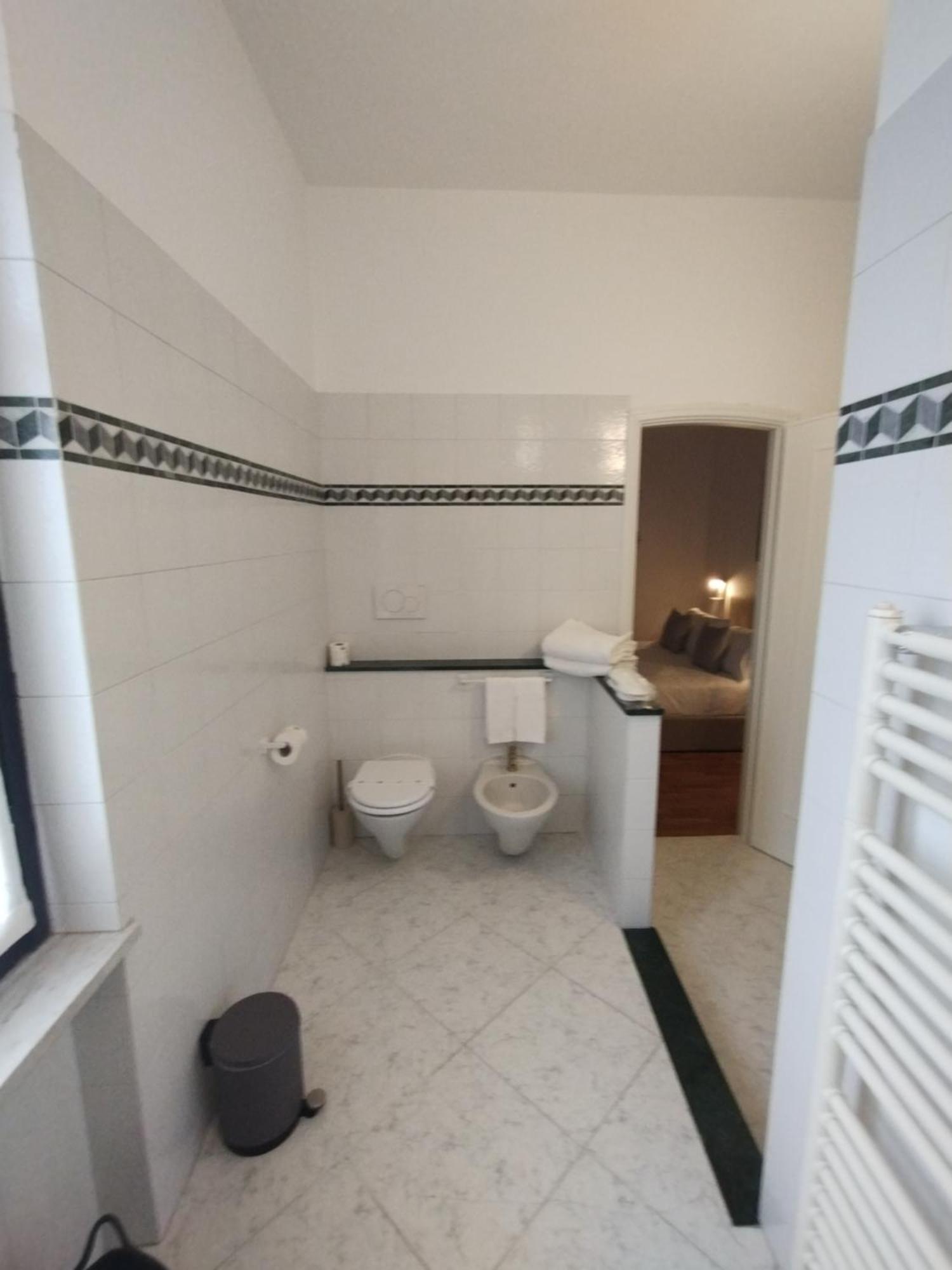 Palazzo Cusani Charming Rooms 베르첼리 외부 사진